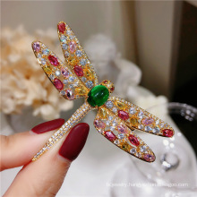 Shangjie OEM Broche Fashion Women Luxury Brooches Zircon Crystal Brooches Chalcedony Sweater Scarf Dragonfly Brooches Wholesale